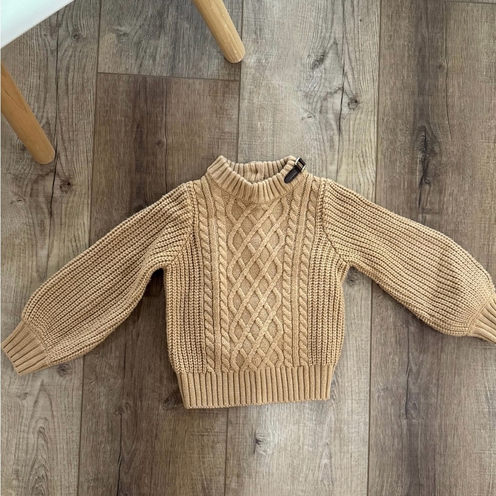 EUC Janie and Jack girls camel sweater with bell sleeves size 3.